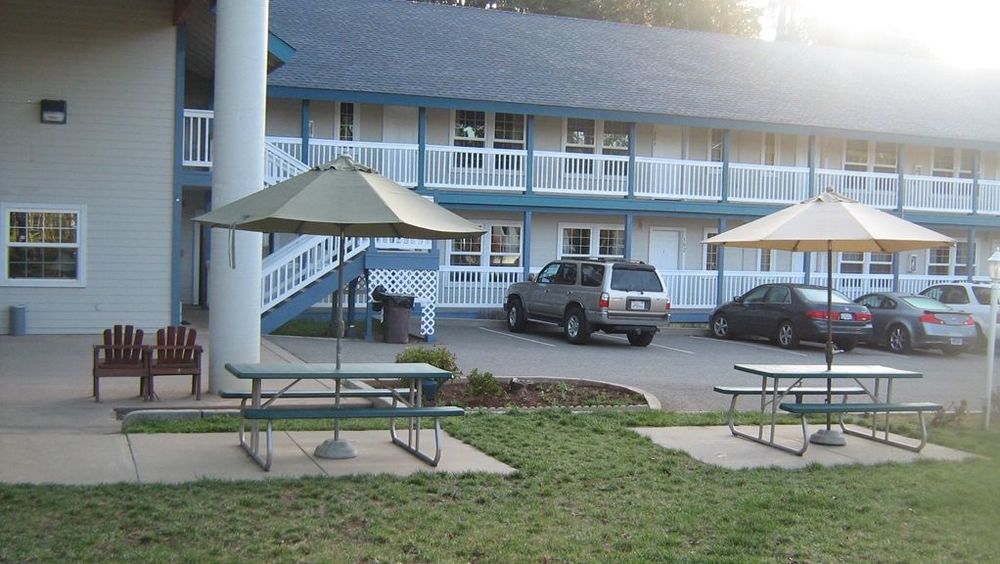 Westhaven Inn Pollock Pines Exterior photo