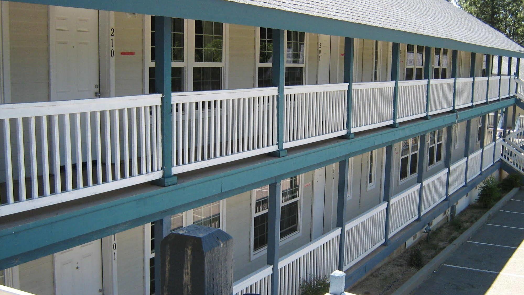 Westhaven Inn Pollock Pines Exterior photo